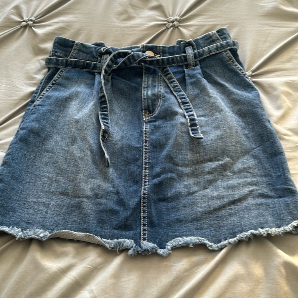 Stretch Denim Mini Skirt With Belt Size Small